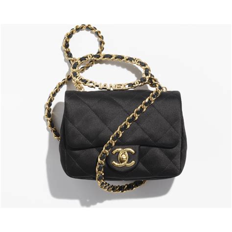 chanel small shopping bag 2023.